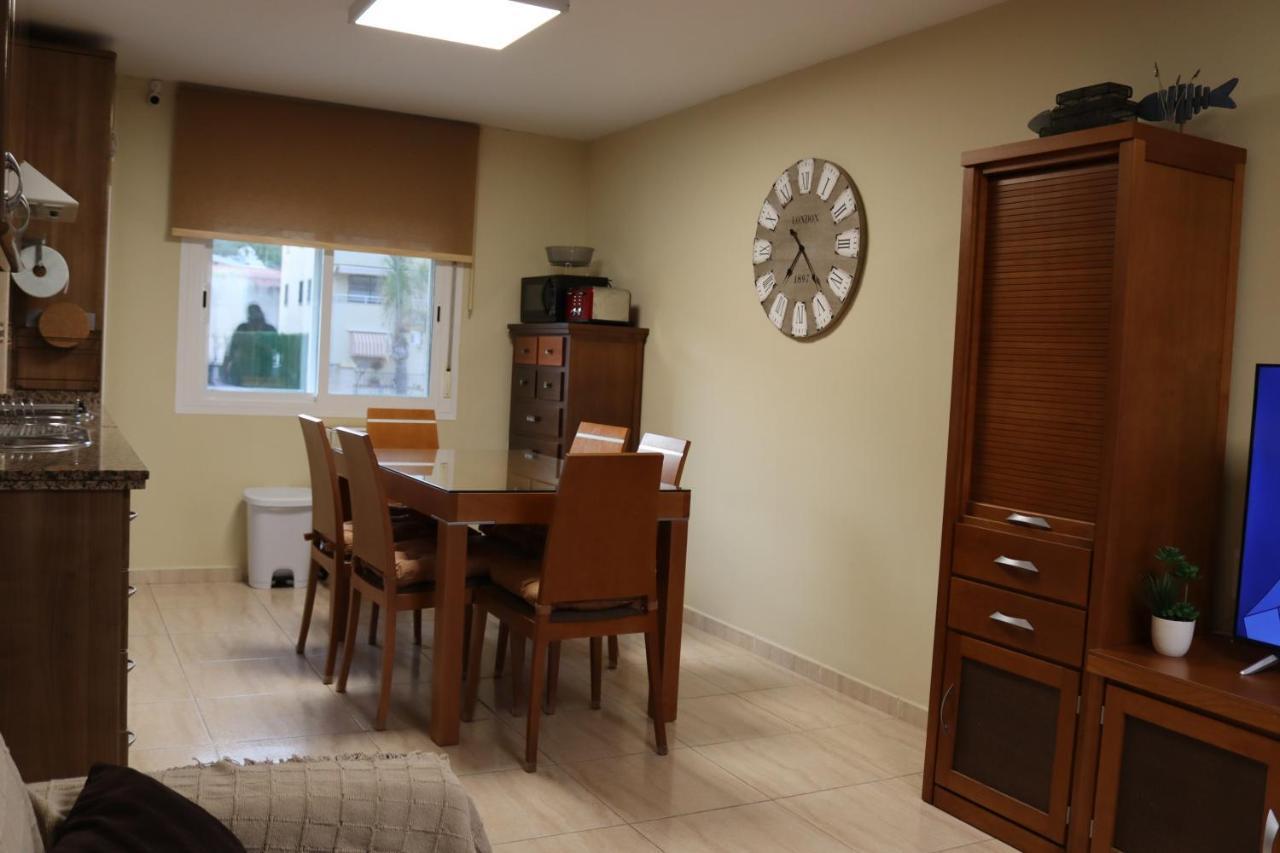 Apartamentos Carihuela Playa, Acogedor, Wifi Y Fibra Optica 토레몰리노스 외부 사진